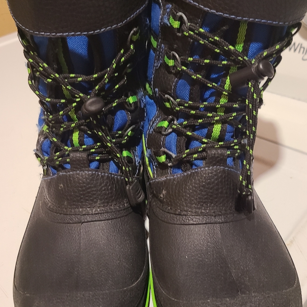 Boys winter Boots